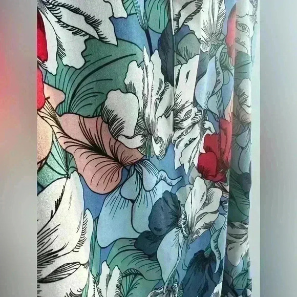 Dalia Women’s Colourful Red Blue Floral Sleeveless Blouse Art to Wear Small - Picture 3 of 10